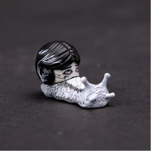 《Junji Ito》 slug girl