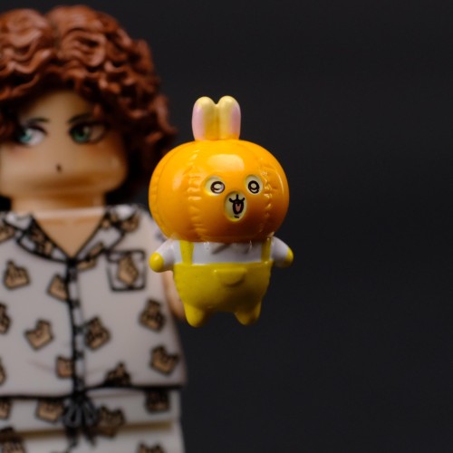 《Figurine》Pumpkin head rabbit